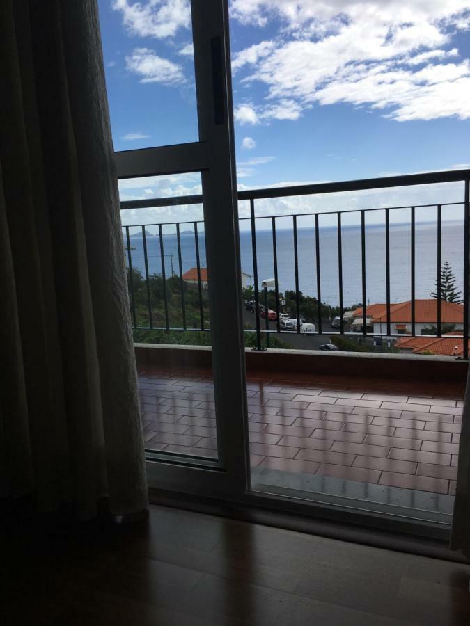 Sunshine Room Gaula Luaran gambar