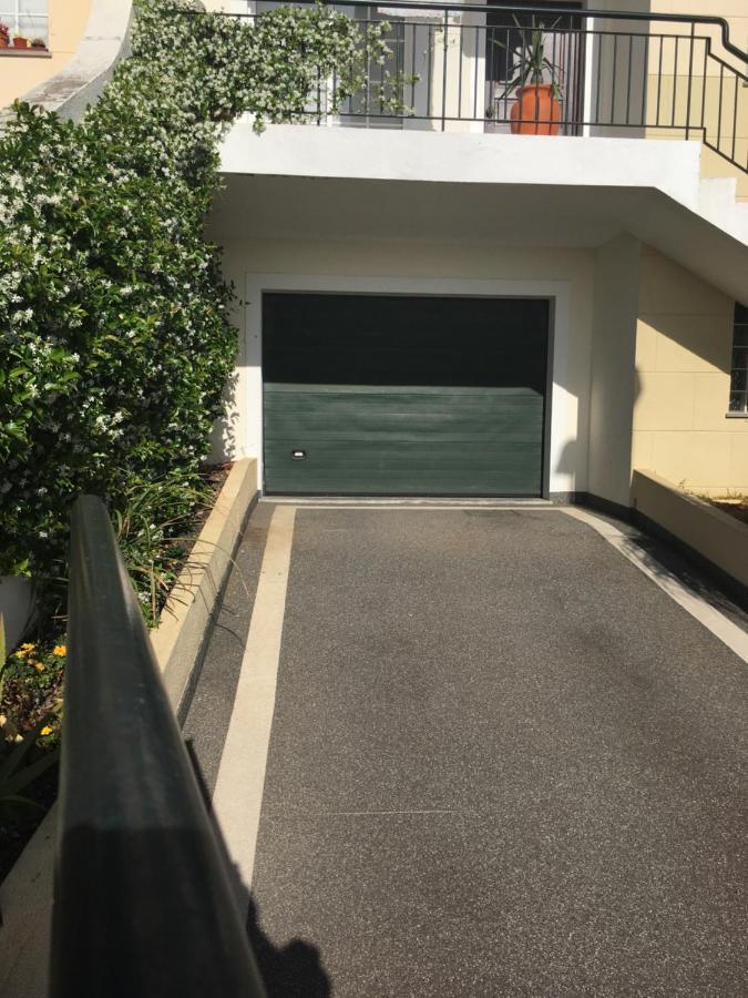 Sunshine Room Gaula Luaran gambar